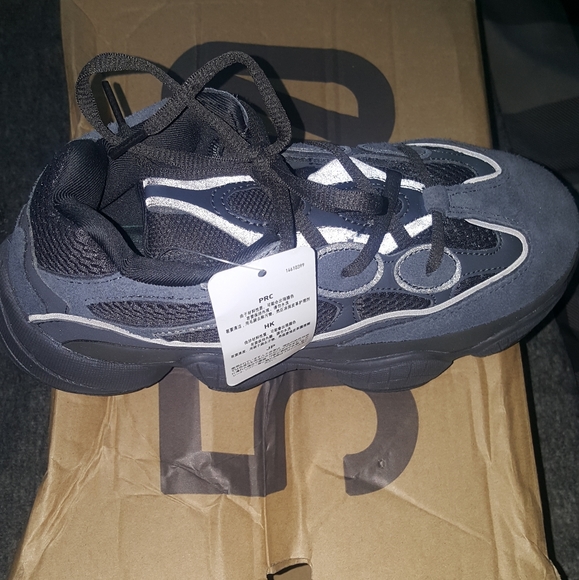 Yeezys 500 main image 5